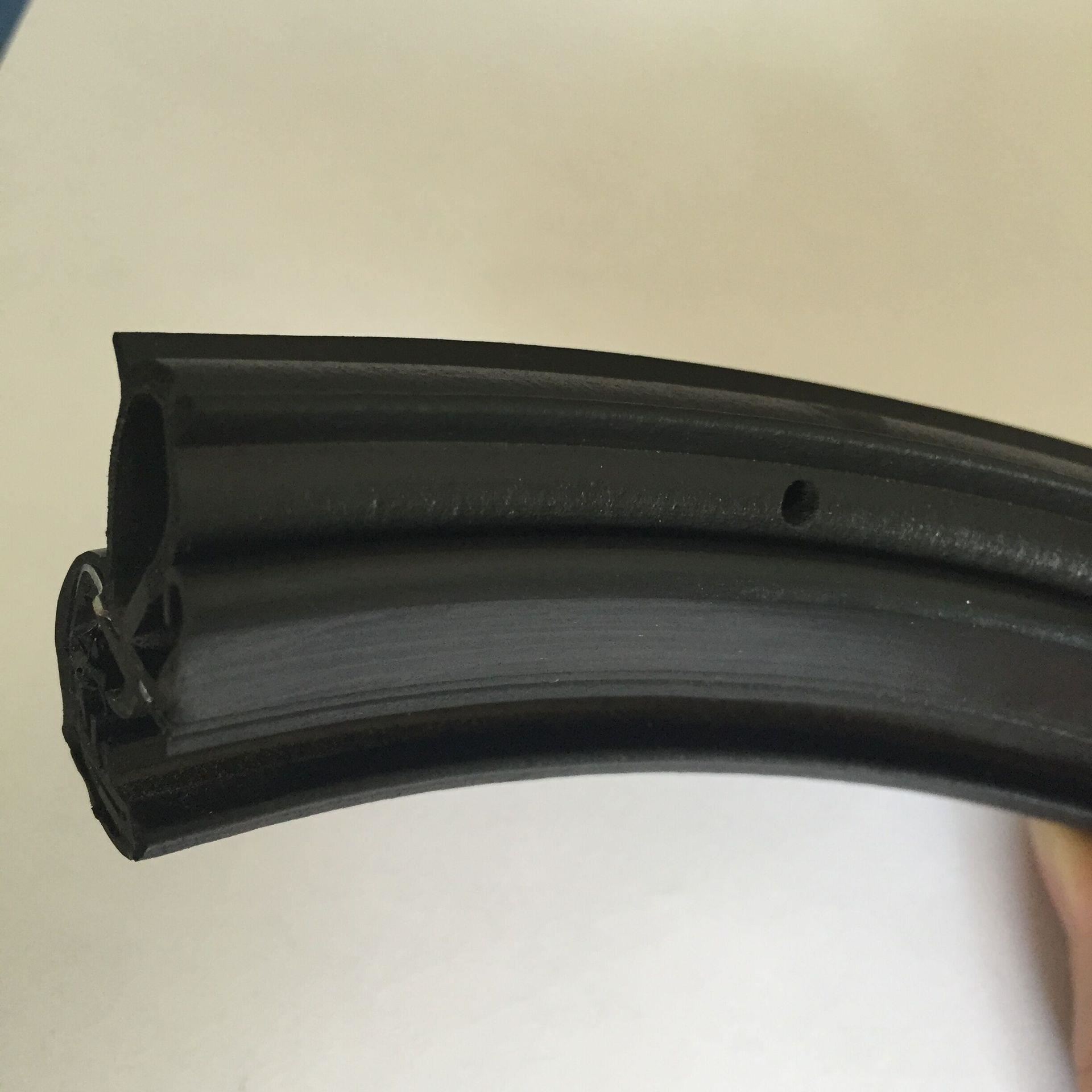 汽車側門密（mì）封條